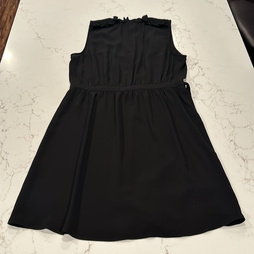 Cece Ruffle Wrap Dress - Picture 4 of 9
